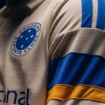 Cruzeiro detalha novo terceiro uniforme e revela data de lançamento; veja