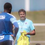 Escalação do Cruzeiro: Artur Jorge tem volta de pilares contra o Coritiba