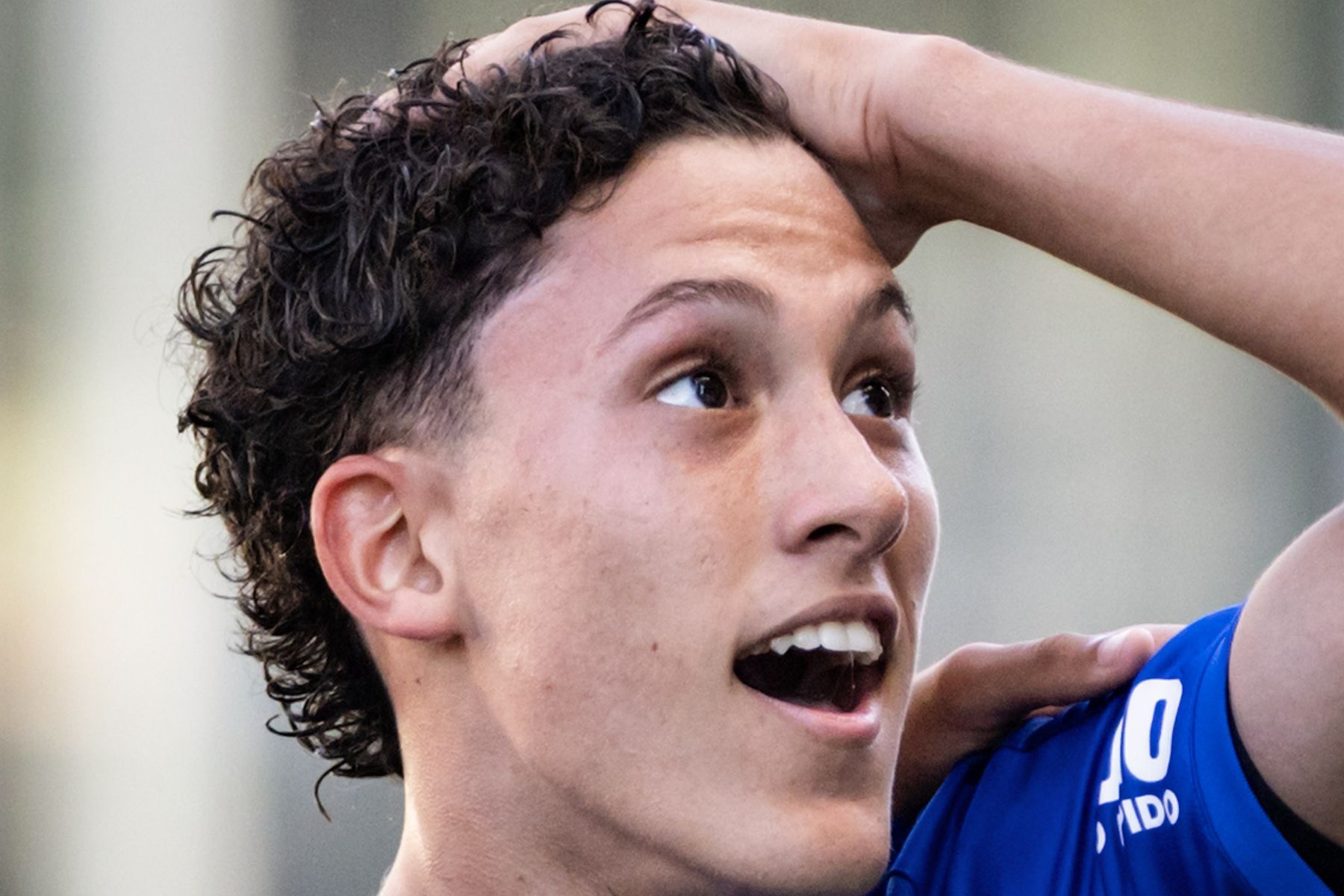 Escalação do Cruzeiro: Artur Jorge surpreende e aciona cria de 18 anos contra Coritiba