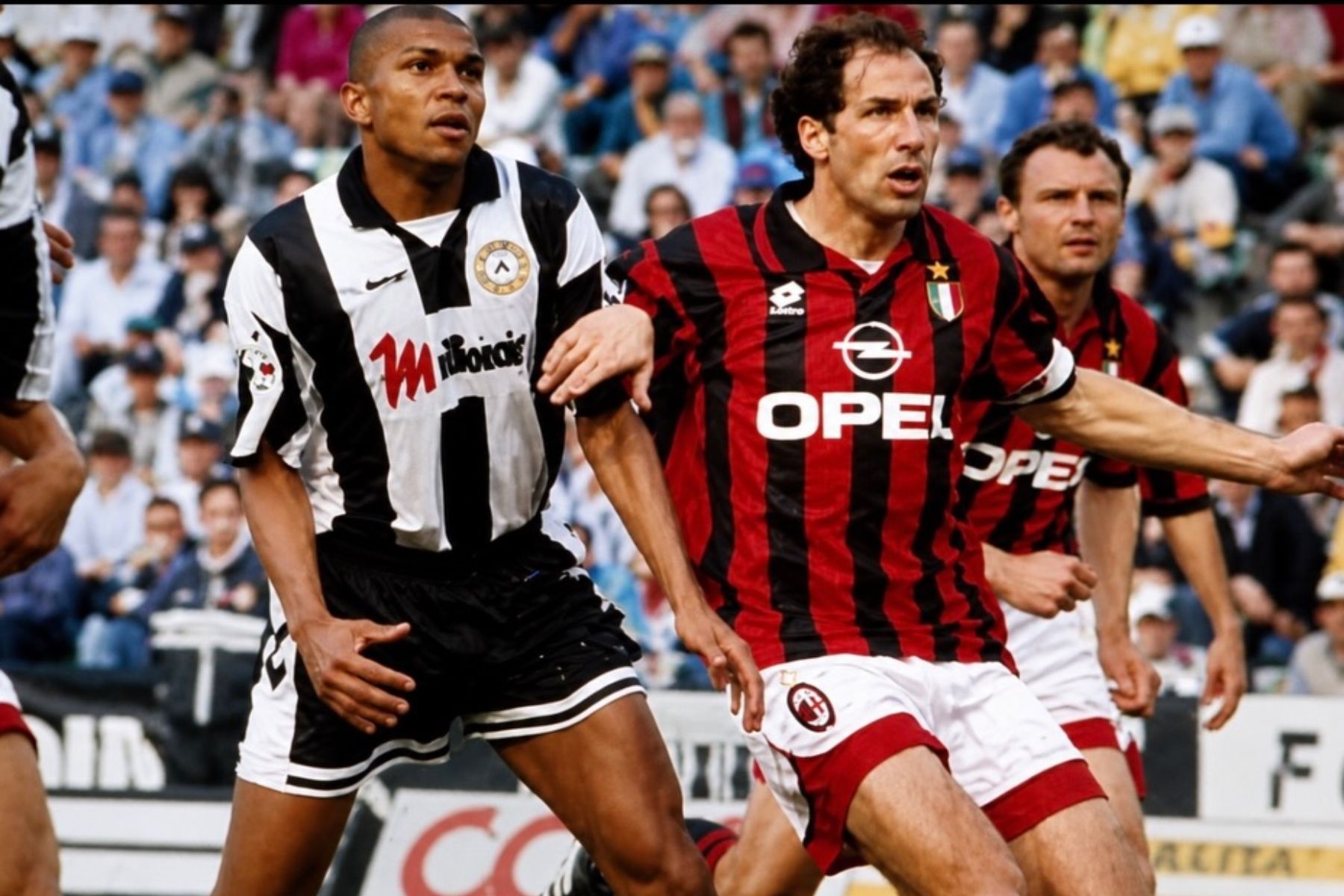 Atacante ex-Seleção Brasileira e rival na Itália se emociona após morte de Baresi