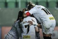 América perde para o Santos em casa e segue em penúltimo no Brasileiro Feminino
