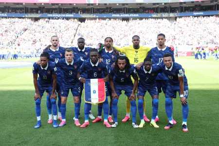 França sofreu, mas venceu Paraguai por 1 a 0 e avançou