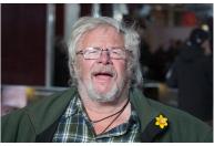 Morre o comediante e apresentador britânico Bill Oddie, aos 85 anos