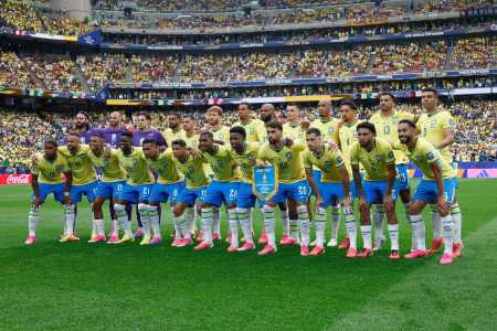 Seleção Brasileira busca classificação para as quartas de final da Copa