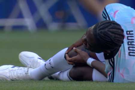 Onana sente dores em EUA x Bélgica