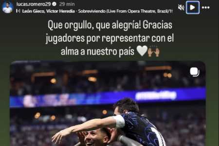 Jogadores da Argentina celebram vitória sobre a Inglaterra • Reprodução/X/Seleccion Argentina