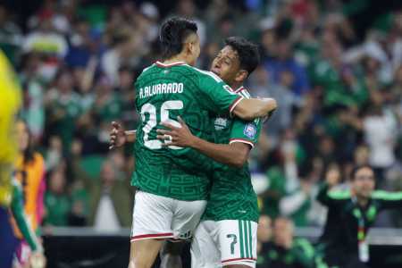 Mexicanos venceram o Equador por 2 a 0 e aguardam adversário da próxima fase