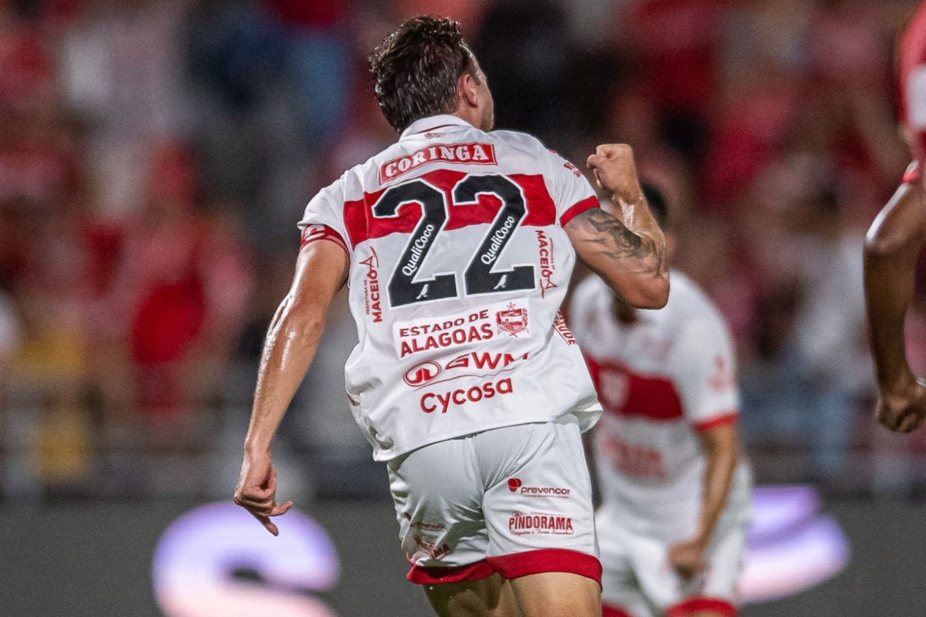 CRB derrota Vila Nova, salta na tabela e 'freia' rival na Série B