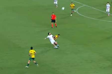 Lance que originou o gol do Cuiabá sobre o América • Reprodução/YouTube ESPN Brasil