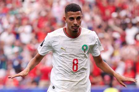 Ounahi comemora gol por Marrocos
