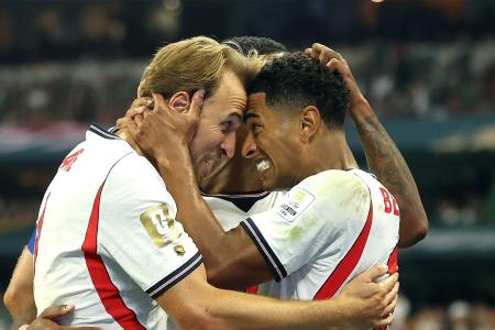 Kane e Bellingham em jogo da Inglaterra na Copa do Mundo