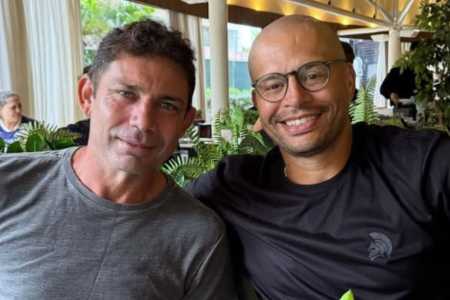 Ídolo do Cruzeiro, Alex se encontra com destaque da Tríplice Coroa: 'Matador'