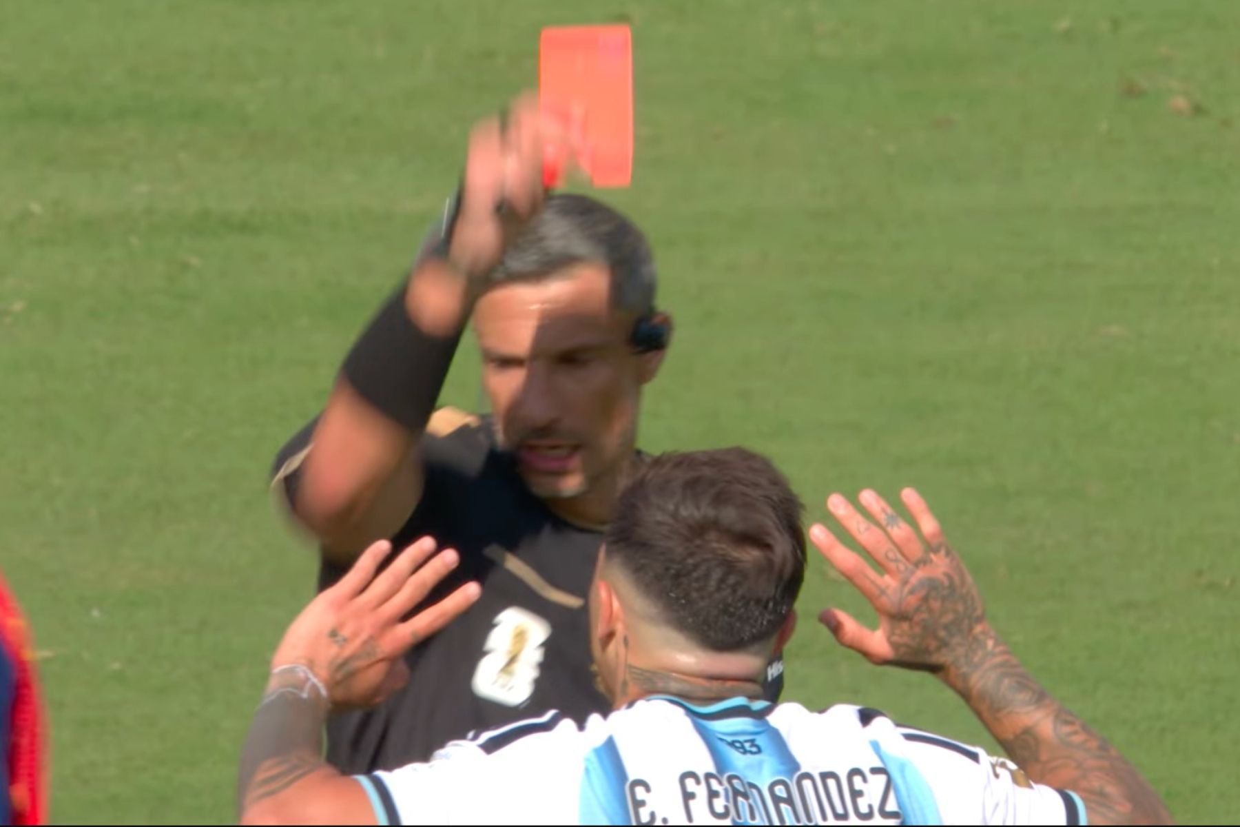 Argentina tem expulso no fim e passa por 'drama' na final da Copa do Mundo