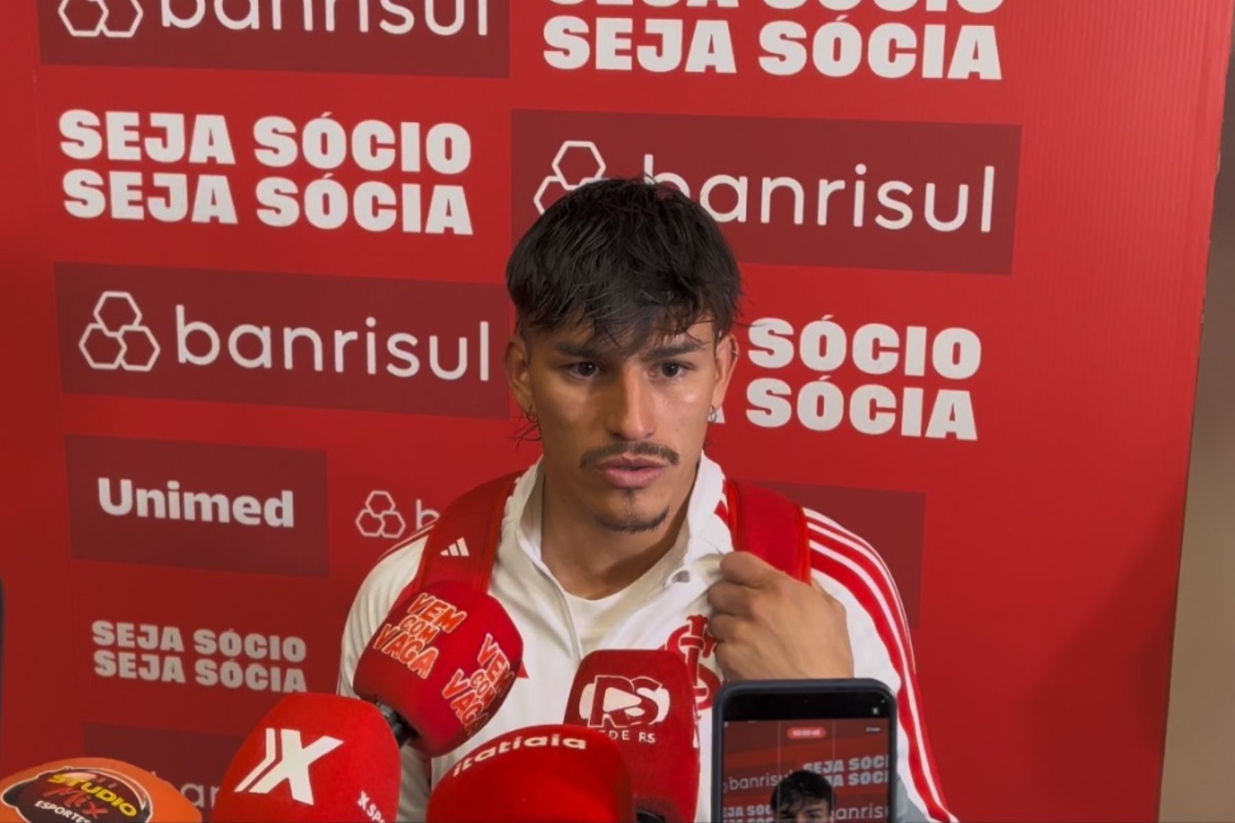 Bernabei exalta postura do Inter em empate com Flamengo: 'Para dar confiança'