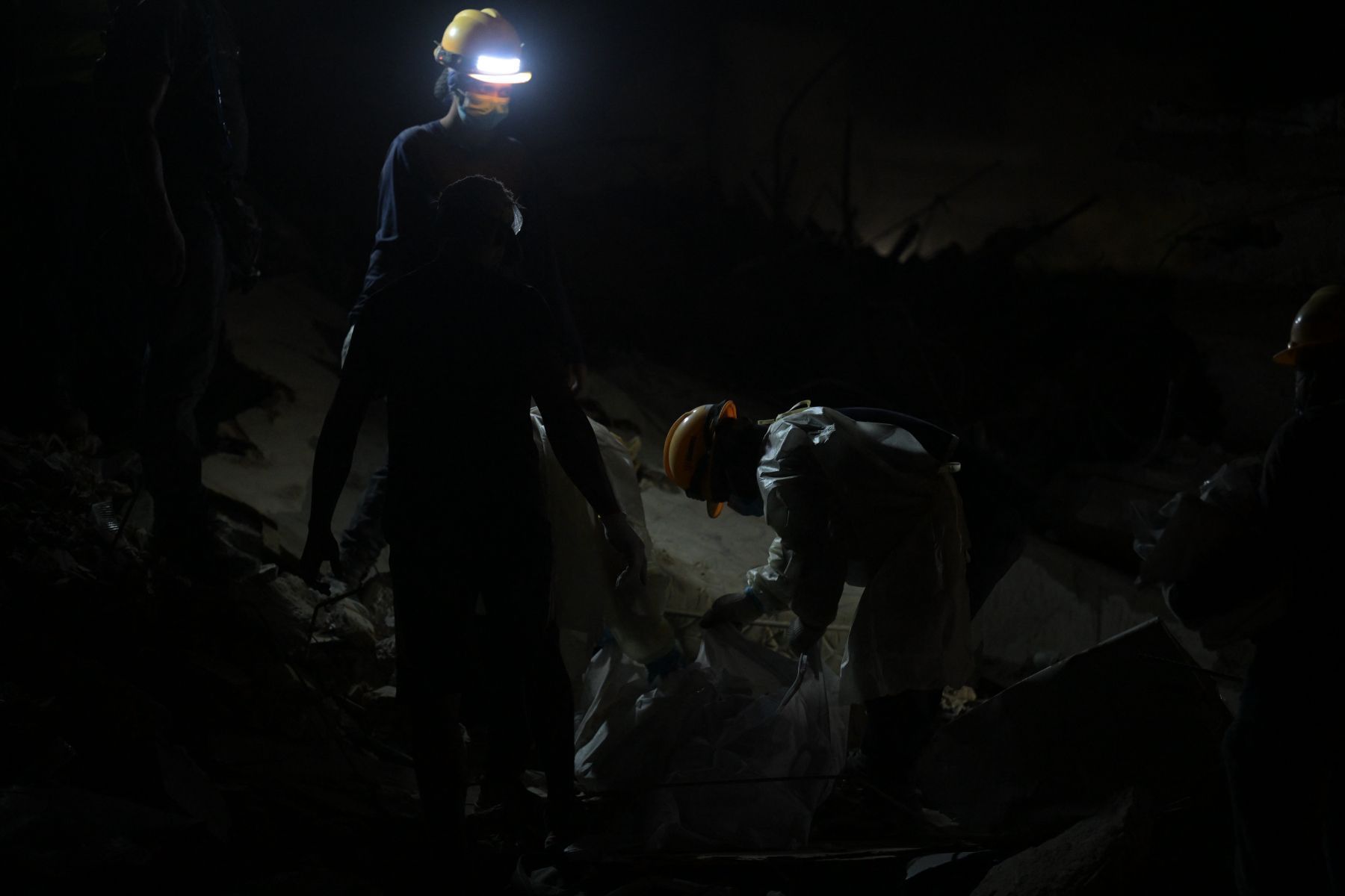 Número de mortos em terremotos na Venezuela passa de 4.300