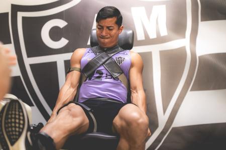 Alan Franco, meio-campista do Atlético, durante reapresentação na Cidade do Galo • Pedro Souza/Atlético