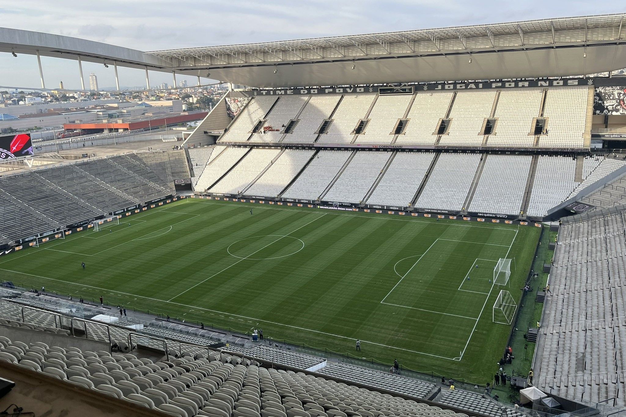 Corinthians: como gramado da Arena passou a ser 'vilão' para Diniz e jogadores