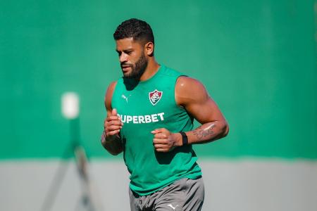 Hulk vai estrear em amistoso pelo Fluminense