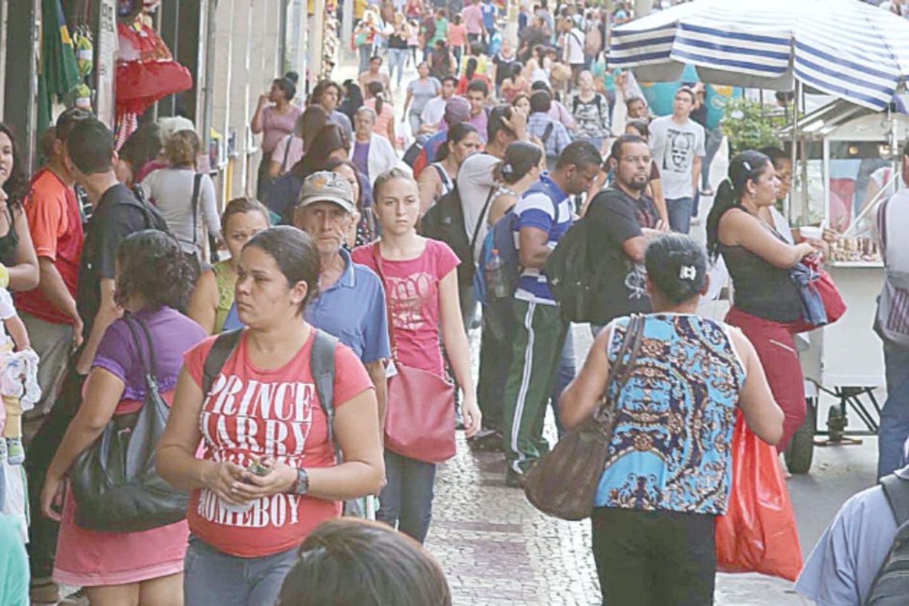 Comércio mineiro recua em maio, mas mantém crescimento no acumulado do ano 