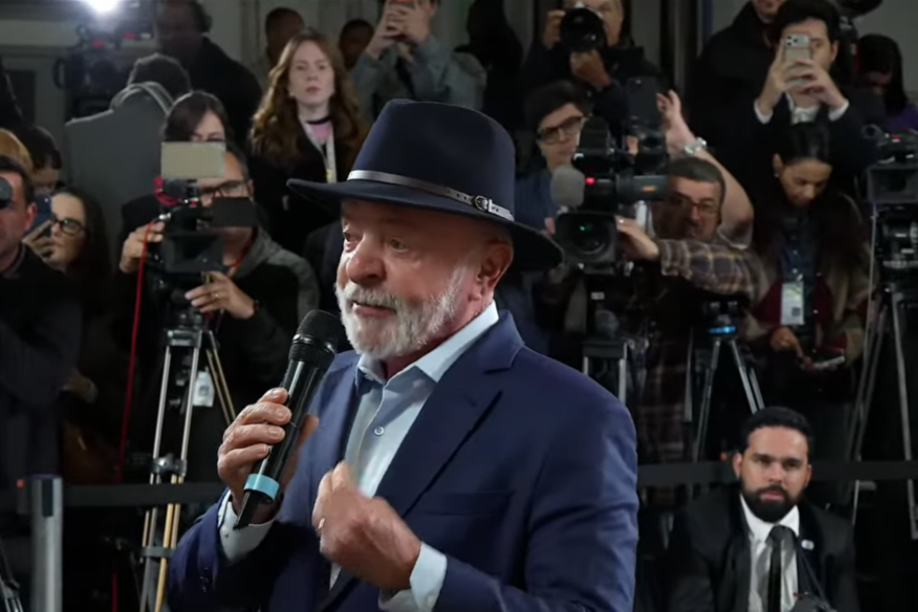 Lula alfineta Seleção Brasileira e revela recado a Ancelotti: 'Que vergonha'