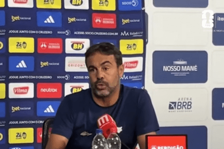 Artur Jorge, técnico do Cruzeiro, em entrevista coletiva