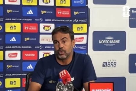 Artur Jorge, técnico do Cruzeiro, em entrevista coletiva