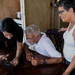 Como a inclusão digital transforma a vida de pessoas 60+ e previne golpes