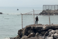 Vídeo: migrantes atravessam o mar a nado de Marrocos para chegar a Ceuta, na Espanha