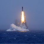 China dispara míssil submarino com capacidade nuclear e aumenta tensão militar com vizinhos
