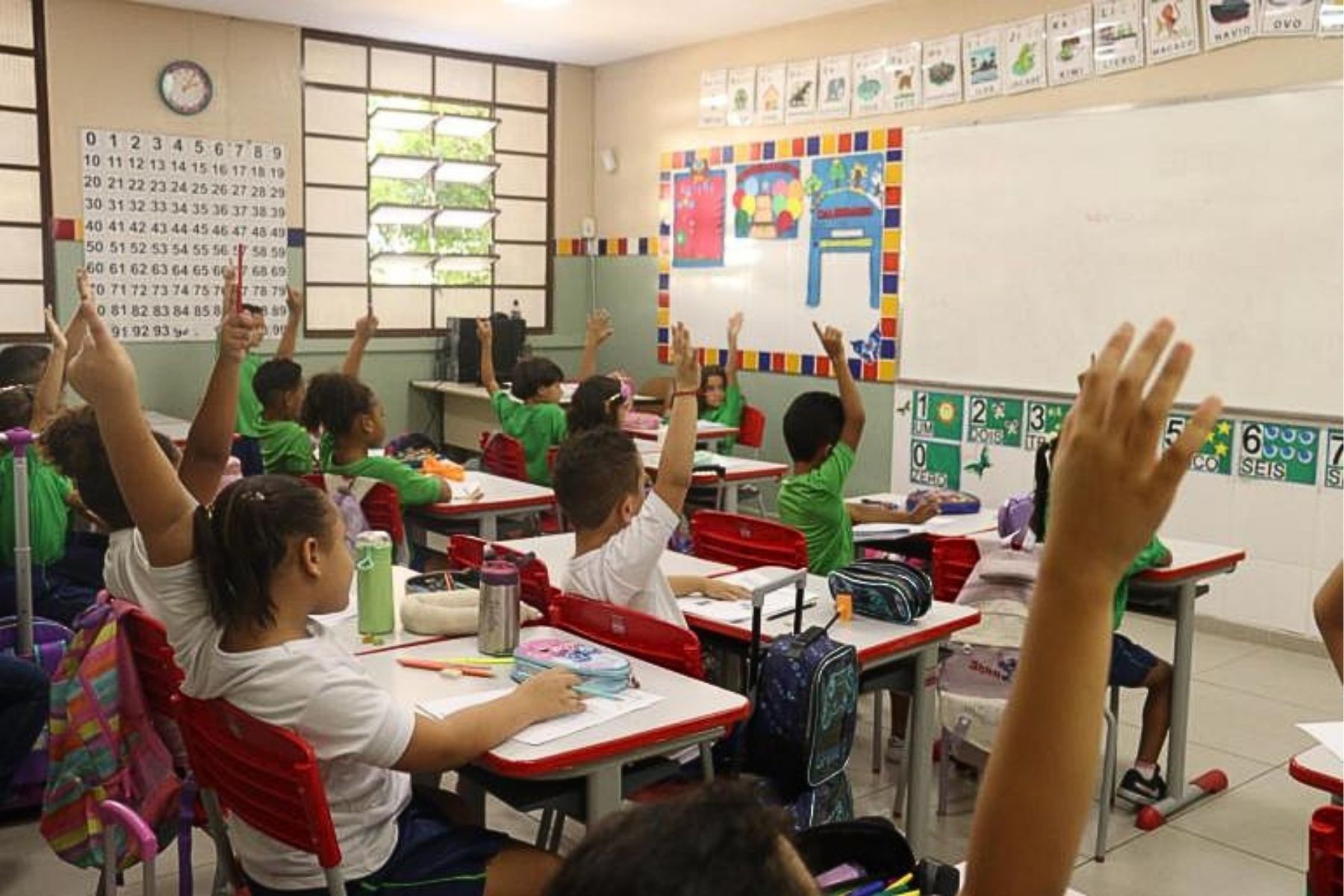 PBH lança página para famílias consultarem calendário de reposição de aulas após greve