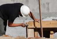 Custo da construção em Minas sobe 2,5% no primeiro semestre com tensão no Oriente Médio