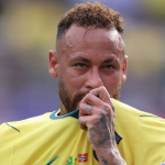 Neymar se iguala a Pelé como únicos brasileiros que marcaram em quatro Copas