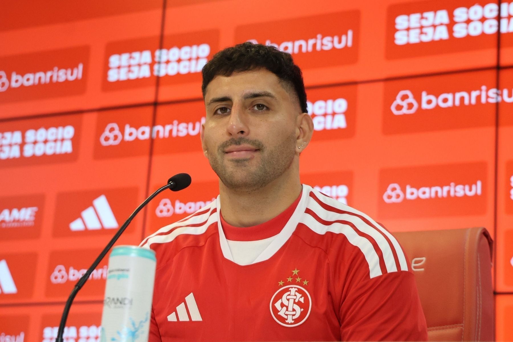 Novo reforço do Inter, Maripán explica escolha e revela conversa com Pezzolano