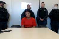 Suspeita de matar idosos em BH chora em audiência, e defesa pede exame de insanidade mental