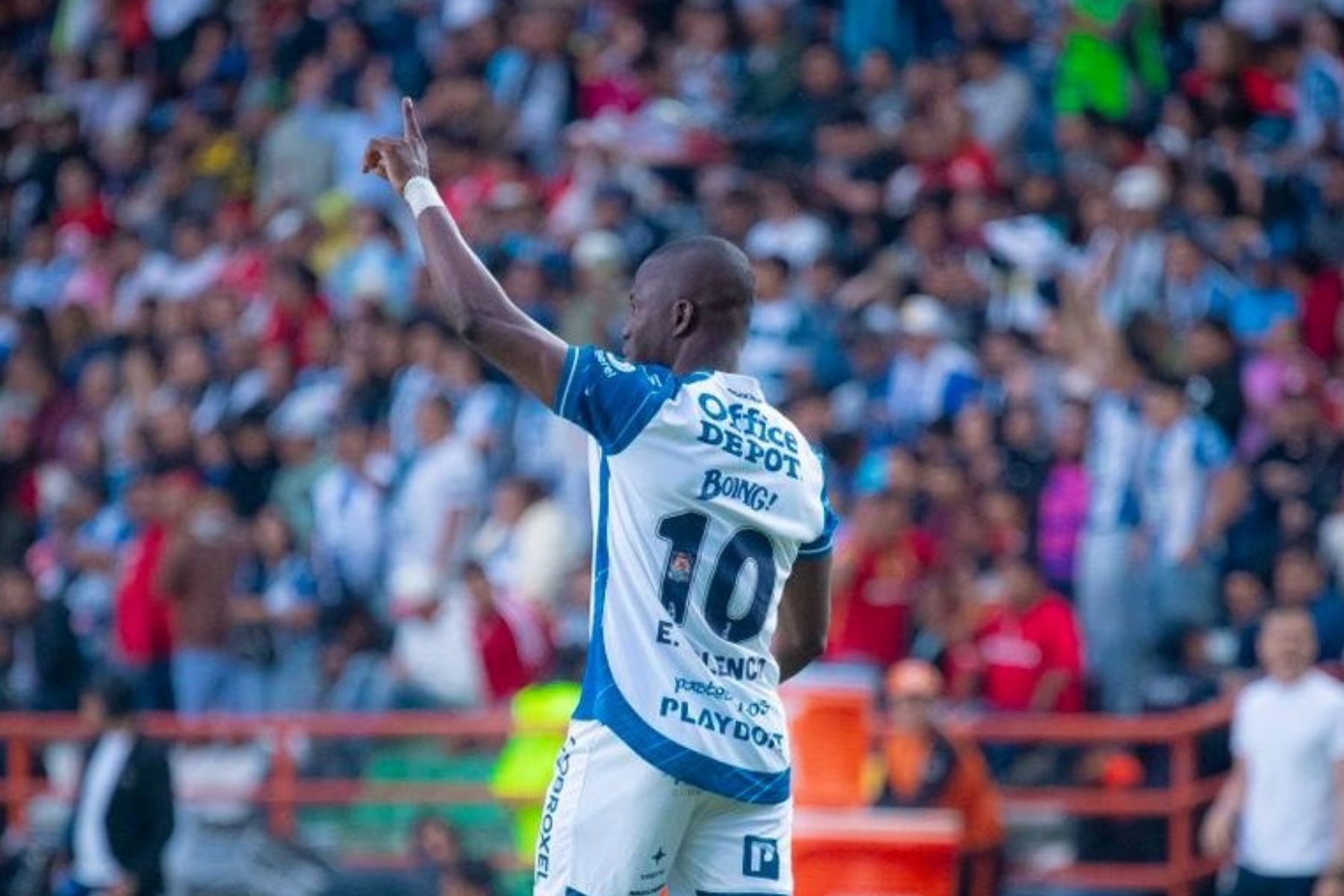Ex-Inter, Enner Valencia deixa o Pachuca-MEX e fica livre no mercado