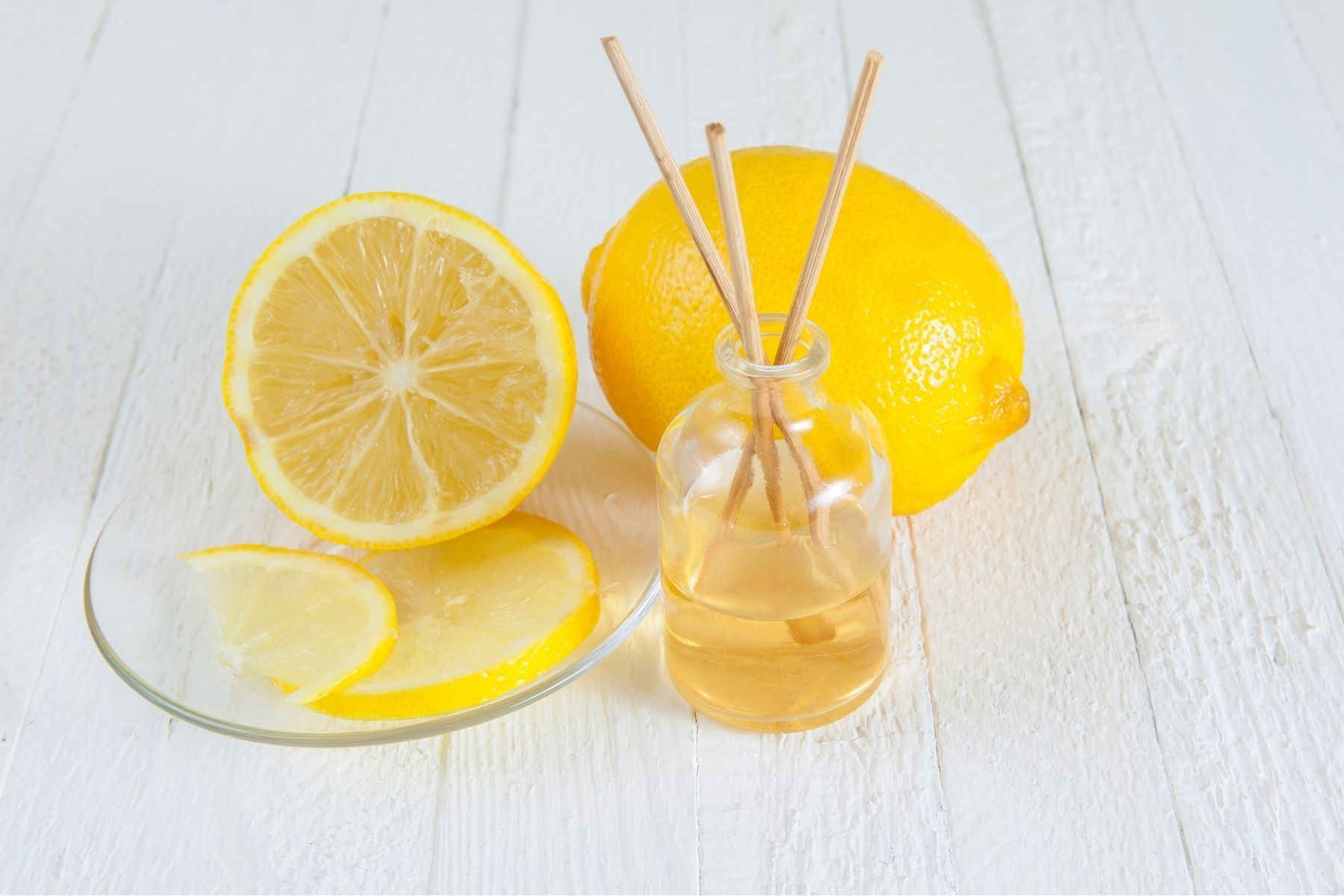 Como usar limão e louro para perfumar a casa e criar um ambiente mais agradável