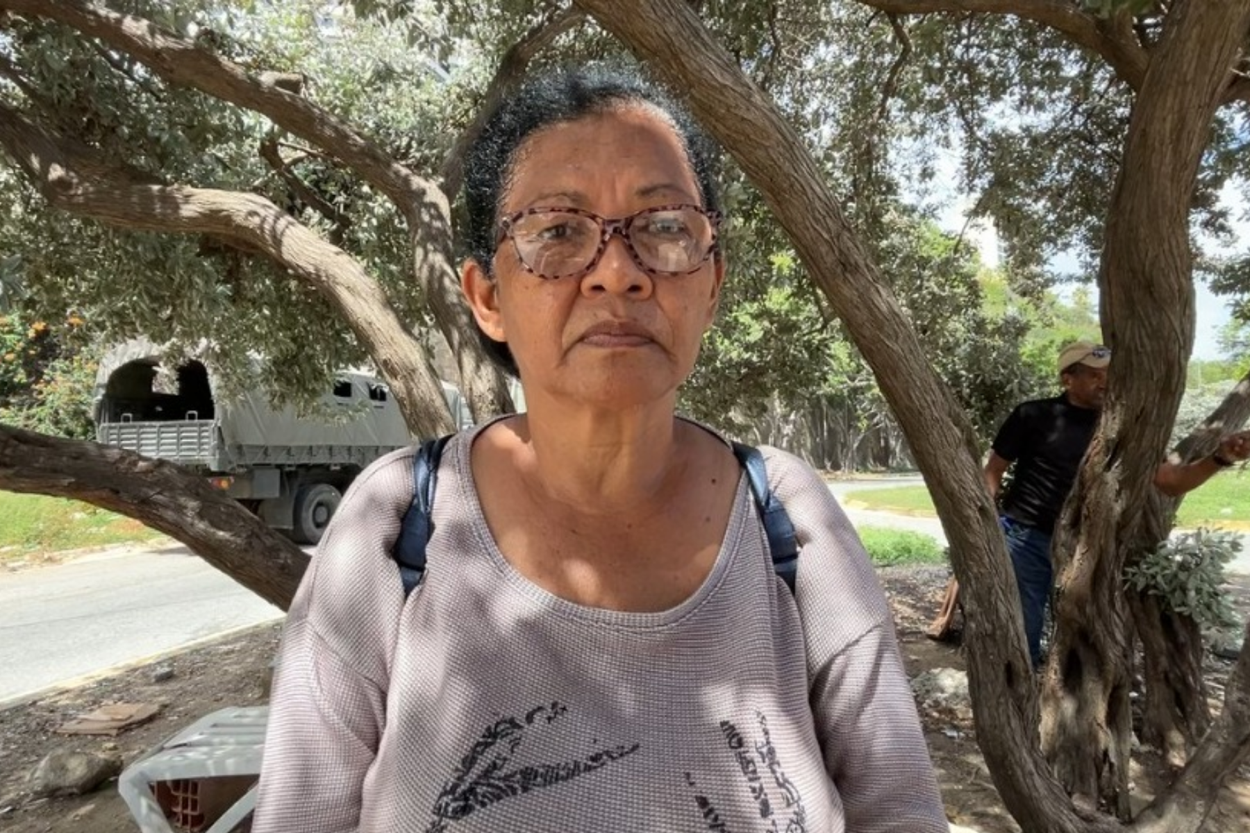 Mulher que perdeu a casa após terremotos na Venezuela diz que é ‘triste pensar no futuro’