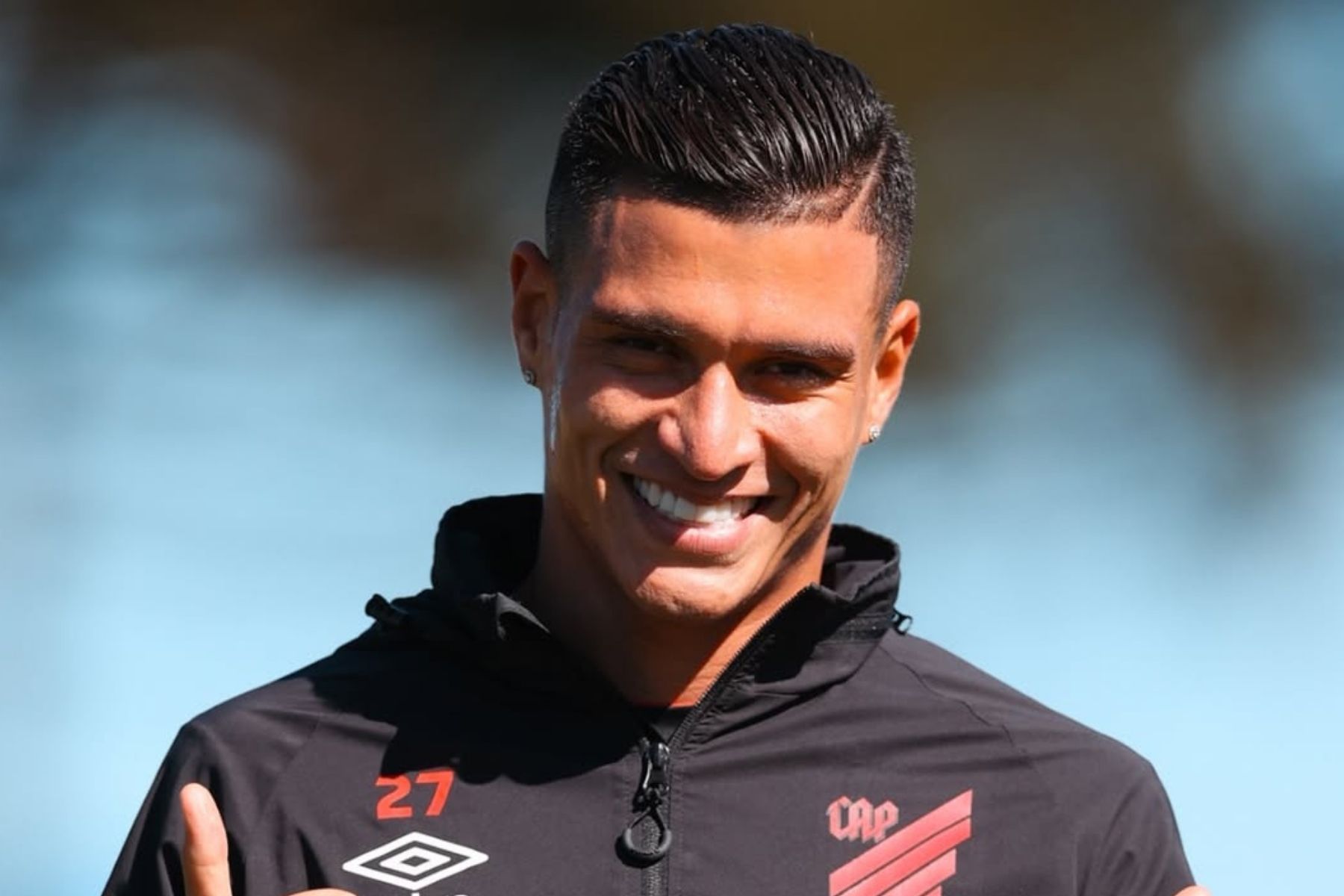 Portilla reforça Athletico-PR após disputa da Copa do Mundo pela Colômbia