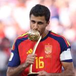 Melhor jogador da Copa do Mundo, Rodri passa por cirugia; City detalha