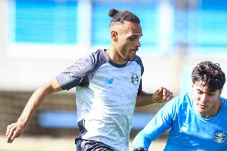 Braithwaite desponta para ser titular do Grêmio contra o Bolívar • Lucas Uebel/Grêmio