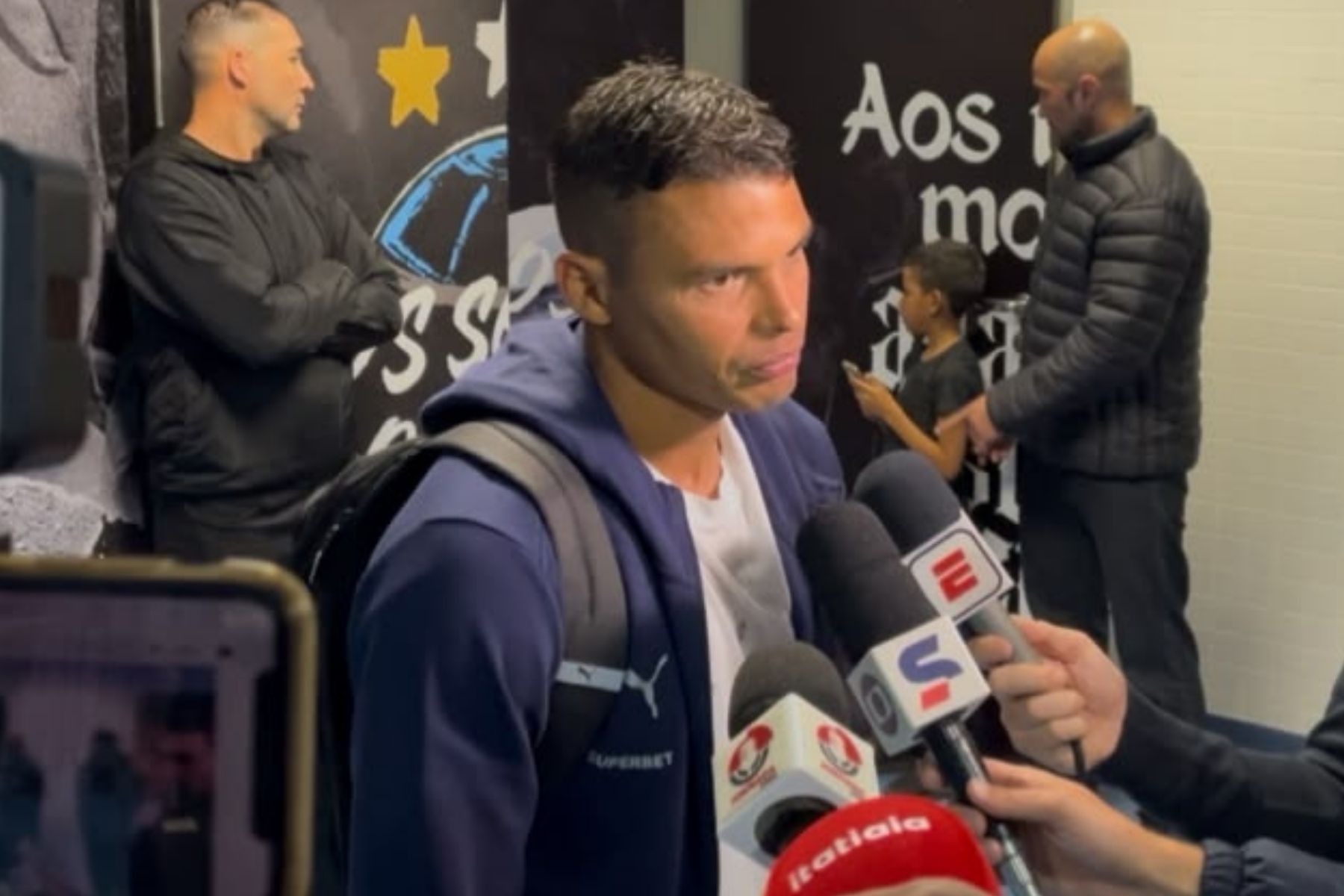Thiago Silva é direto sobre gol do Grêmio no fim contra o Flu: 'Paramos de jogar'