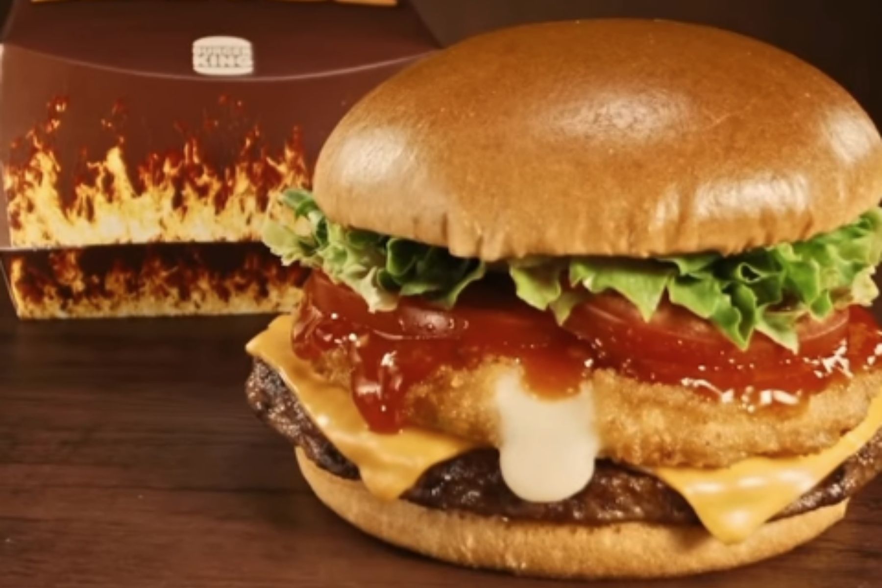 Burger King aposta no 'mineirês' em promoção para ter desconto em novo hambúrguer