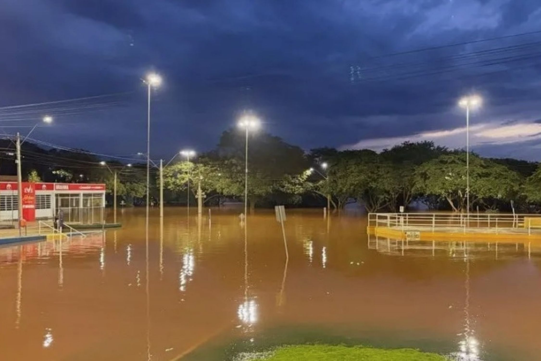Rio Uruguai ultrapassa cota de inundação e segue em elevação no Rio Grande do Sul