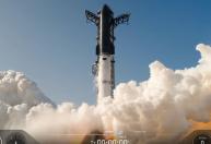 Starship da SpaceX conclui missão com pouso no mar; veja vídeo