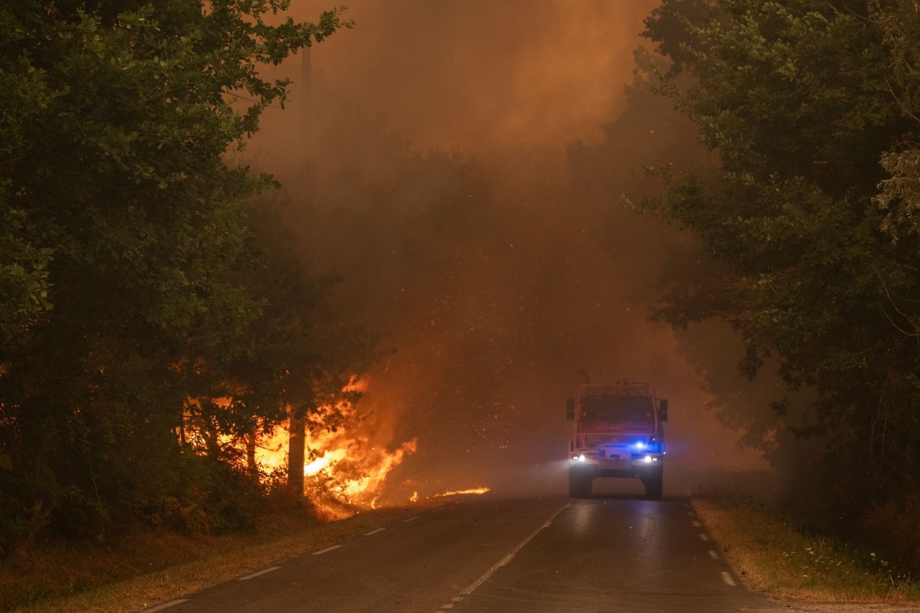 Incêndios na Espanha e França fazem 270 mil pessoas saírem de casa