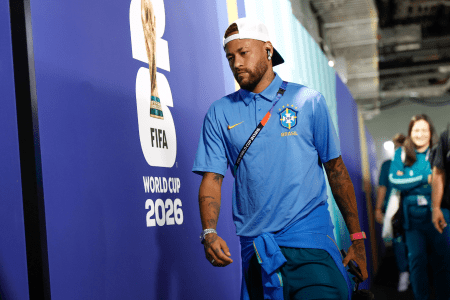 Neymar antes de jogo contra a Noruega nos Estados Unidos