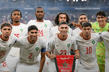 Jogadores do Marrocos antes de jogo contra o Canadá