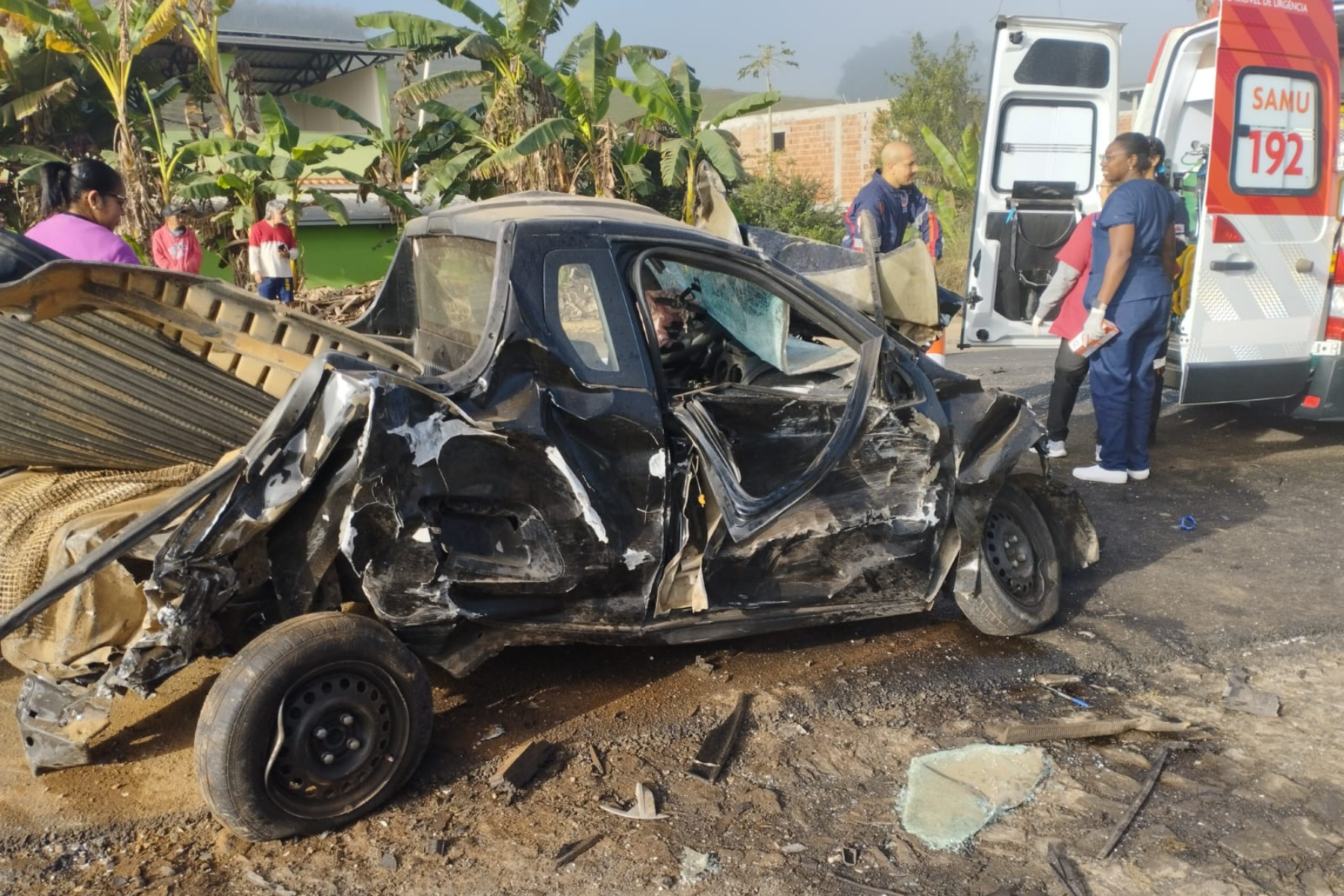 Motorista morre em grave acidente envolvendo quatro veículos na BR-267
