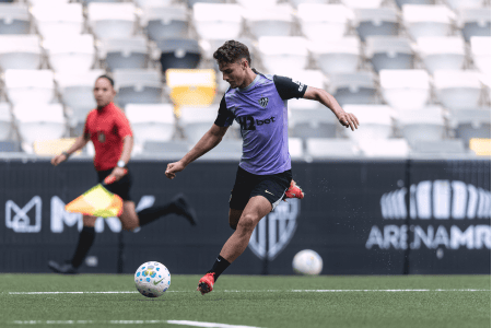 Natanael durante jogo-treino na Arena MRV nesta quarta-feira (8)
