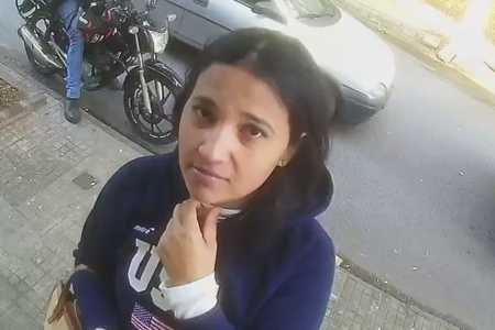 Diarista Paola Stefany Neto Cirino, de 30 anos, registrada nas câmeras do prédio no dia do crime